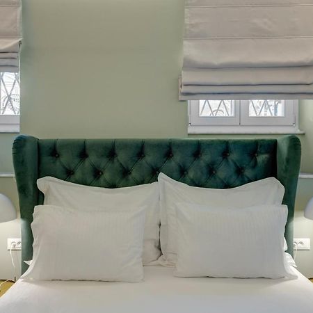 Amare Boutique Suites Ermoupoli Exteriör bild