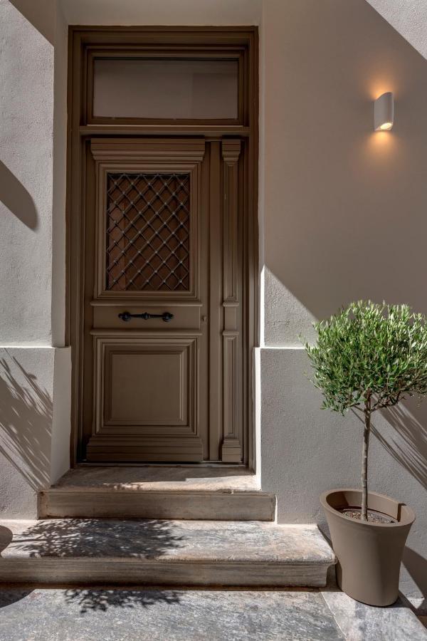 Amare Boutique Suites Ermoupoli Exteriör bild
