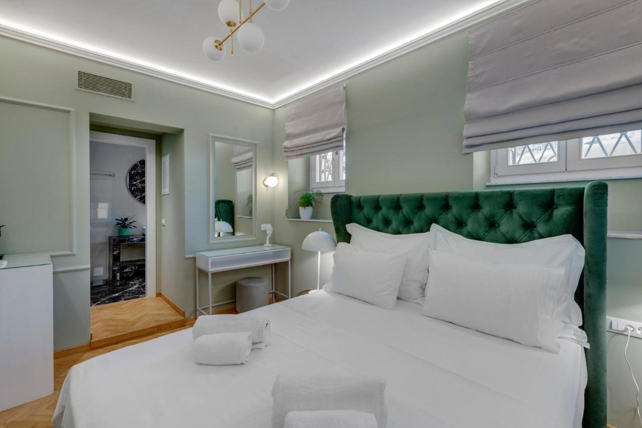 Amare Boutique Suites Ermoupoli Exteriör bild